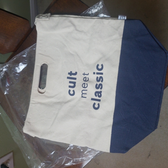 GAP Handbags - 🎯 New! Gap Canvas Tote